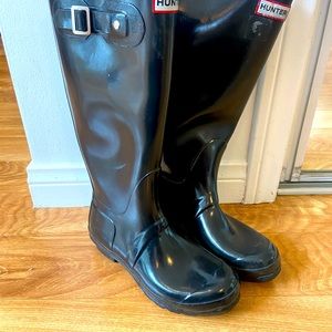 Hunter tall rain boots